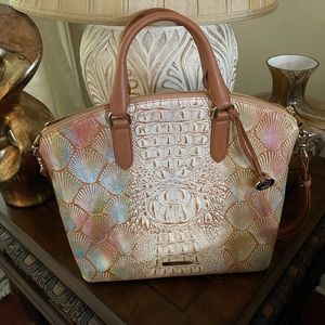 Brahmin Purse AND wallet set . Like new